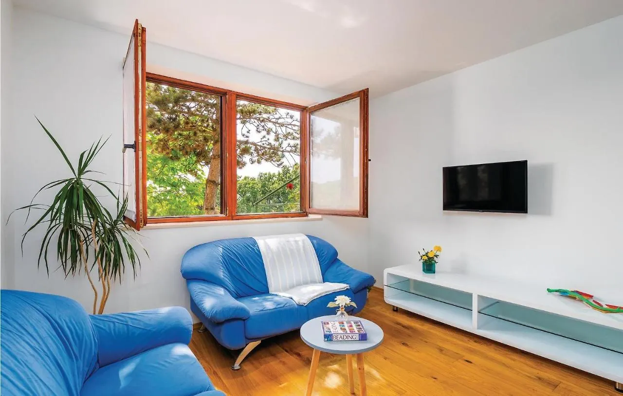 Amazing Apartment In Labin With Wifi